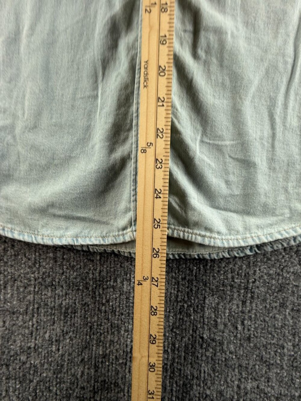 NWT Levi’s Pearl Snap Up Shirt Western Denim Pockets Lightweight Medium Blue - Picture 8 of 15